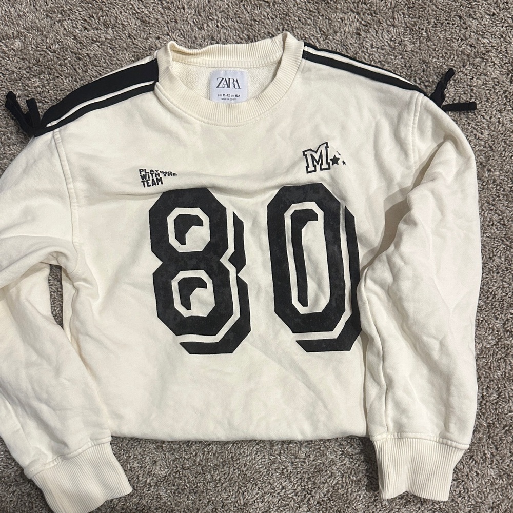 Zara Off-White Sweatshirt with Black Details